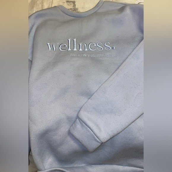 sweater - Picture 1 of 1